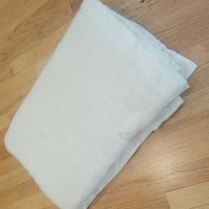 Vintage Tennessee Woolen Mills acrylic blanket with satin binding white